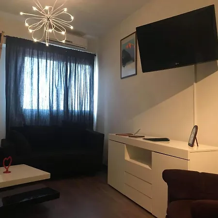 Deryneia Flat